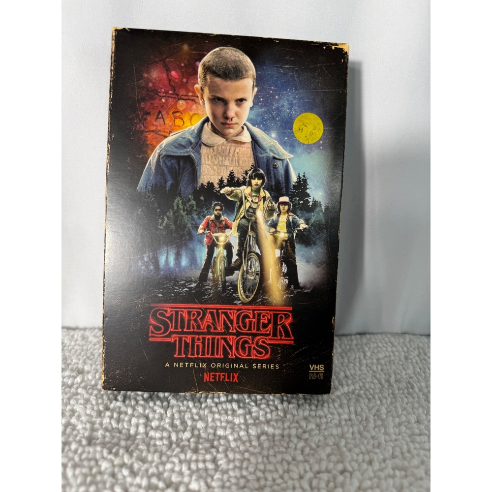 Stranger Things Season 1‎ Limited Edition Blu Ray Netflix Original Series